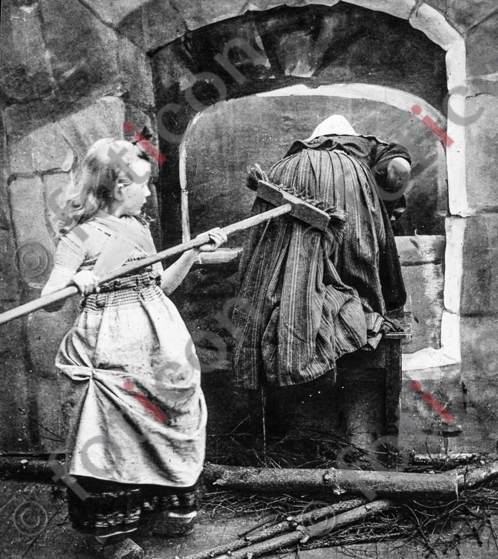 Hänsel und Gretel | Hansel and Gretel - Foto foticon-simon-166-013-sw.jpg | foticon.de - Bilddatenbank für Motive aus Geschichte und Kultur